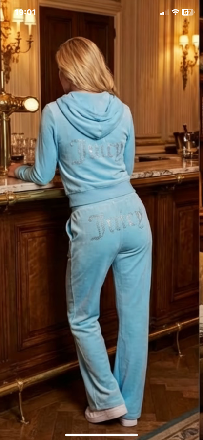 AMELIA VELVET JUICY SET